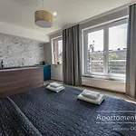 Апартаменты Tartaczna Old Town