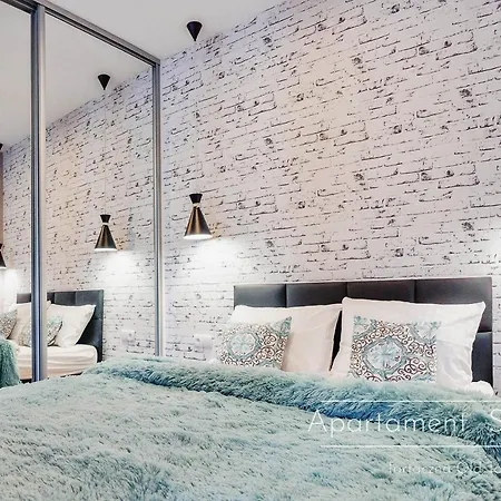 Tartaczna Old Town Apartment *