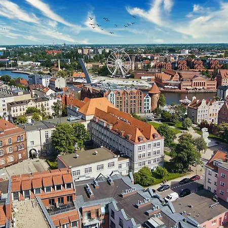 Tartaczna Old Town Apartment
